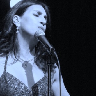 Live in &quot;RAT PACK POET&quot; Photo: Ben Cassara